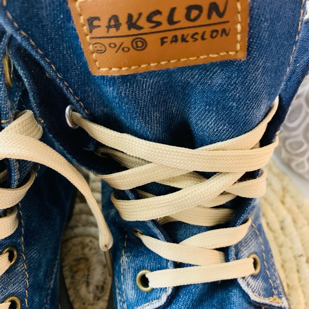 Fakslon coolest denim boots ever! - Picture 3 of 7